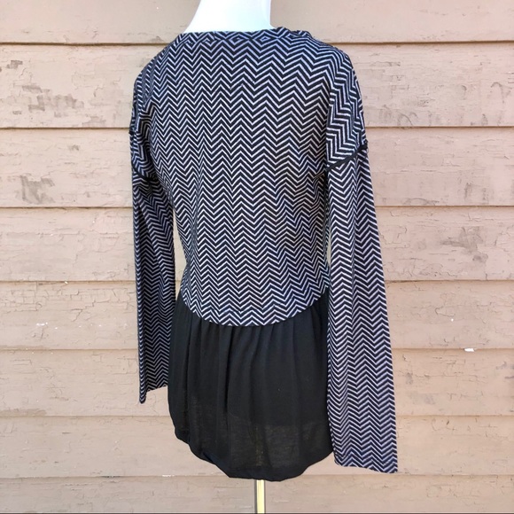 ☀️☀️☀️ 4/$20 People Like Frank designer peplum top! - Picture 5 of 7